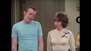 Laverne amp Shirley Sharing is Caring [upl. by Gonta]