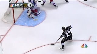 Alec Martinez wins the 2014 Stanley Cup for Los Angeles Kings in 2OT [upl. by Kathleen]