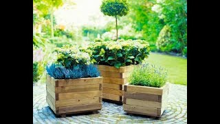 TUTO Jardinière en palette gratuit [upl. by Kwang476]