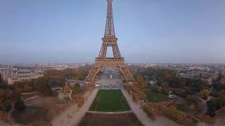 Visitez la Tour Eiffel en réalité virtuelle à 360° [upl. by Aivalf837]