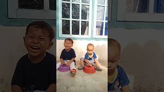 Pesawat joget funny shorts [upl. by Xenophon]