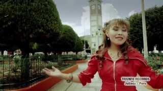 Yarita Lizeth  Madrecita video oficial [upl. by Zil]