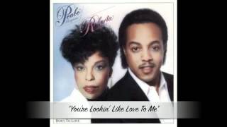 Roberta Flack amp Peabo Bryson  Youre Lookin Like Love To Me [upl. by Anirtep]