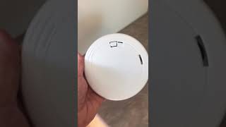 How to properly replace batteries in smoke detector and reset detector [upl. by Kalil]