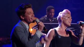 Pink feat Nate Ruess  Just Give Me a Reason 2013 live [upl. by Christina]