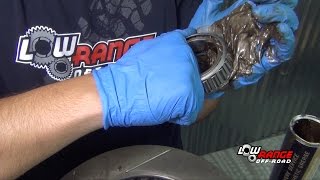 How To Rebuild A Toyota 4X4 Solid Front Axle Part 8 Hub Rotor amp Bearing Installation [upl. by Novoj720]