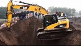 Crazy Excavator Operators WIN 2018  Amazing Operators Skills [upl. by Clotilde126]