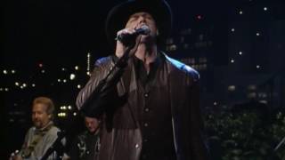 Trace Adkins  quotLonely Wont Leave Me Alonequot Live from Austin TX [upl. by Aaberg]