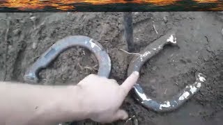 How to Throw amp Score Horseshoes [upl. by Tartan]