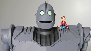 Mondo THE IRON GIANT deluxe figure review [upl. by Sloane]