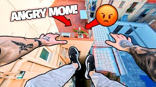 TWIN ESCAPING ANGRY MOM Extreme Rooftop Escape Chase POV [upl. by Mlohsihc53]