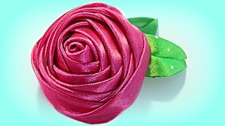 Cómo hacer una rosa con cinta How to make a ribbon rose [upl. by Maye]