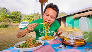 Street Food Mountain  CHILI OIL YELLOW NOODLES  Tea Leaf Salad ⛰️ Ban Rak Thai บ้านรักไทย [upl. by Eehtomit405]