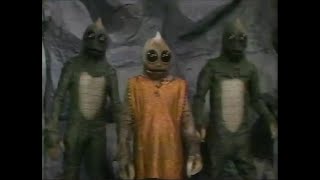 quotLost Islandquot Featuring Enik and the Sleestak [upl. by Whitson]